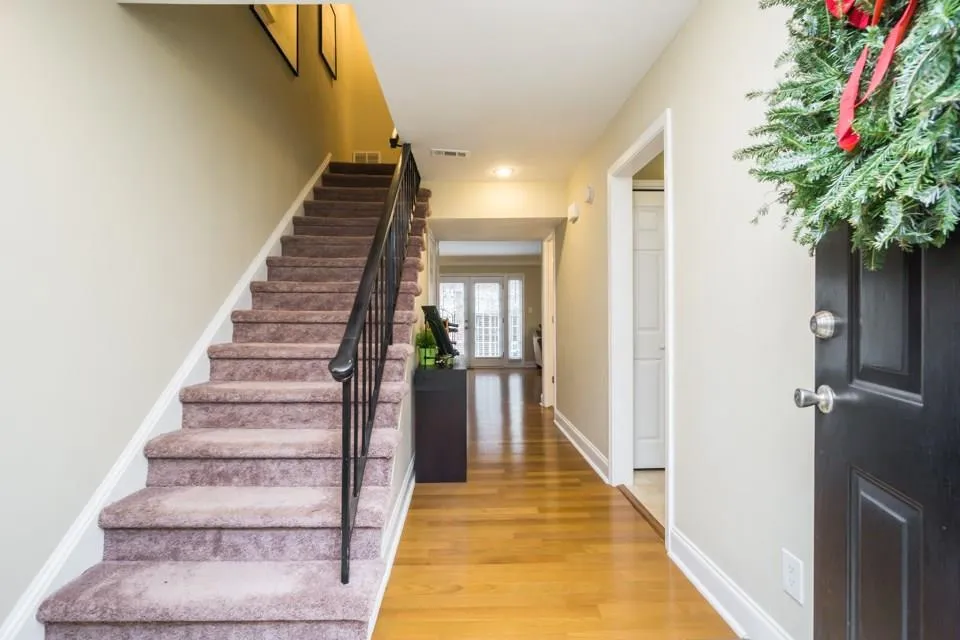 6980 Roswell Road Ne Unit O2, Atlanta, Georgia 30328, 3 Bedrooms Bedrooms, ,2 BathroomsBathrooms,Residential,Sold,6980 Roswell Road Ne Unit O2,5961287