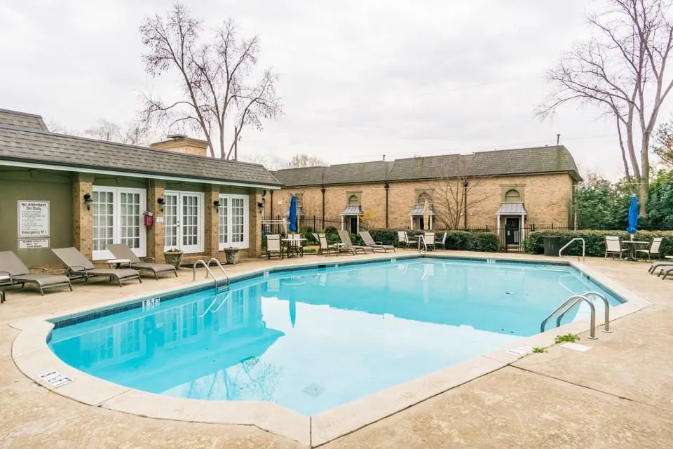 6980 Roswell Road Ne Unit O2, Atlanta, Georgia 30328, 3 Bedrooms Bedrooms, ,2 BathroomsBathrooms,Residential,Sold,6980 Roswell Road Ne Unit O2,5961287