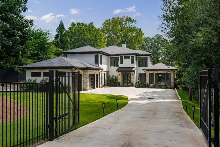 2873 Osborne Road, Brookhaven, Georgia 30319
