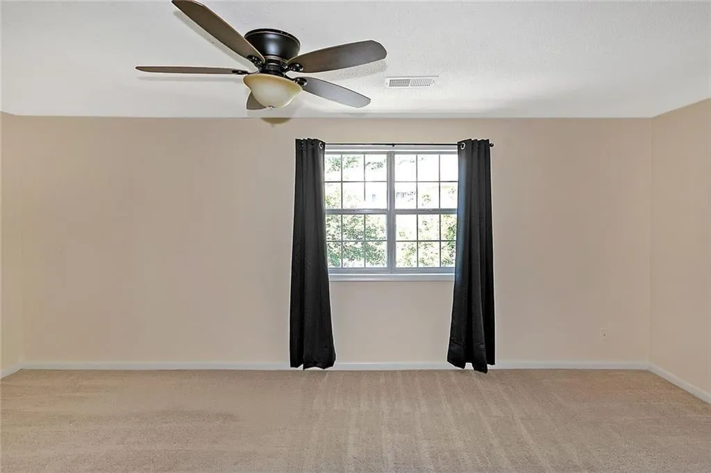 6900 Roswell Road Unit B1, Atlanta, Georgia 30328, 2 Bedrooms Bedrooms, ,2 BathroomsBathrooms,Residential,Sold,6900 Roswell Road Unit B1,6822855