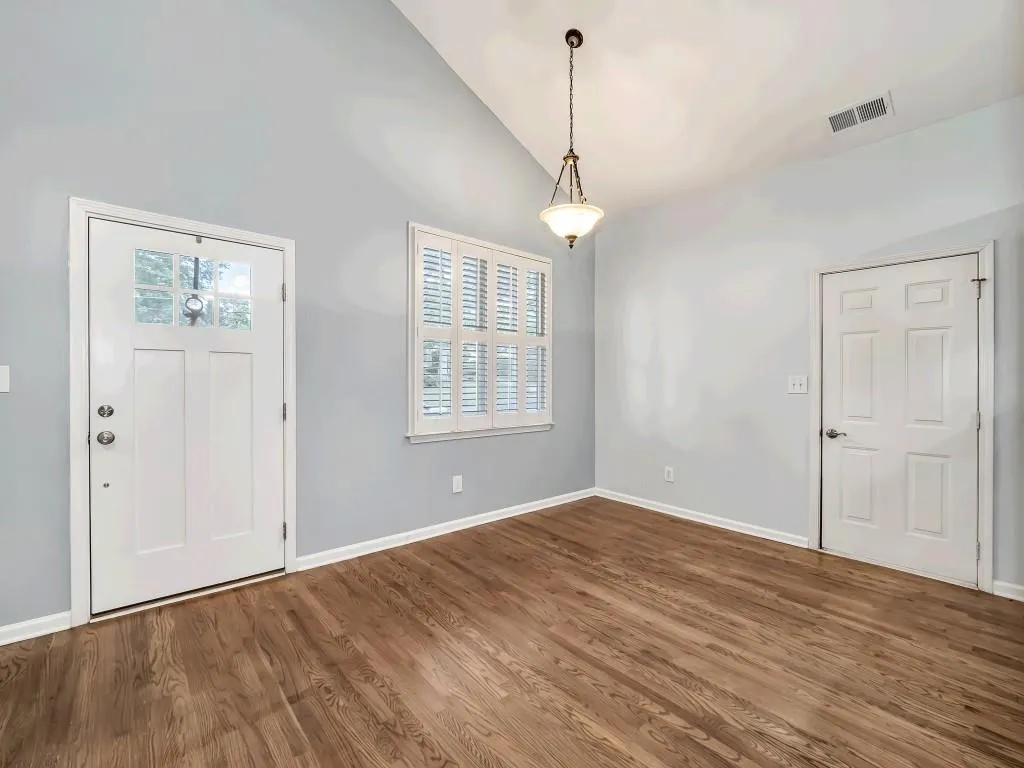 141 Spruell Springs Road, Atlanta, Georgia 30342, 3 Bedrooms Bedrooms, ,2 BathroomsBathrooms,Residential,Sold,141 Spruell Springs Road,6726534