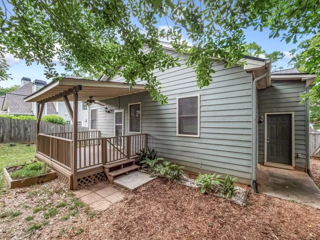 141 Spruell Springs Road, Atlanta, Georgia 30342, 3 Bedrooms Bedrooms, ,2 BathroomsBathrooms,Residential,Sold,141 Spruell Springs Road,6726534