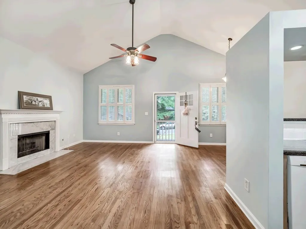 141 Spruell Springs Road, Atlanta, Georgia 30342, 3 Bedrooms Bedrooms, ,2 BathroomsBathrooms,Residential,Sold,141 Spruell Springs Road,6726534