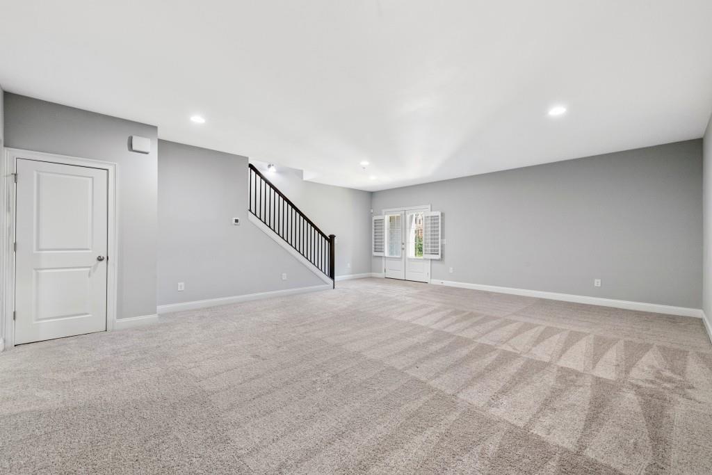 Bedroom / Basement / 1ST FLR