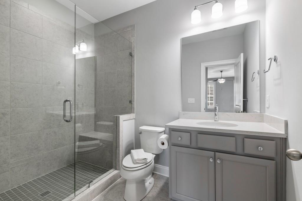 Frameless Shower ensuite 2ND FLR Bedroom