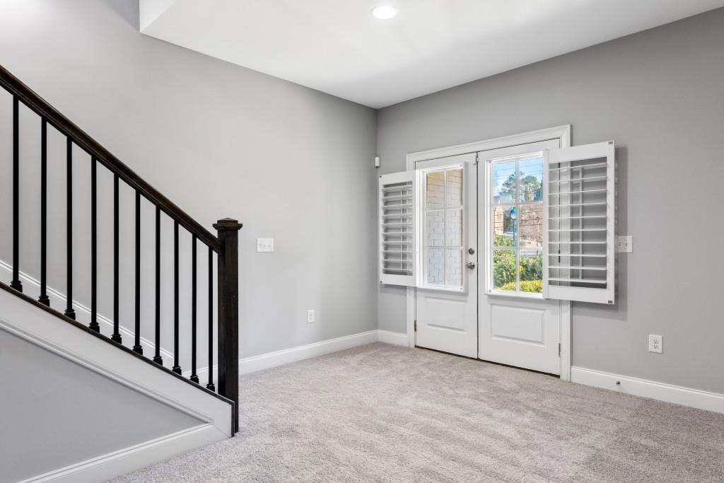 1ST FLR entry: Studio / Basement