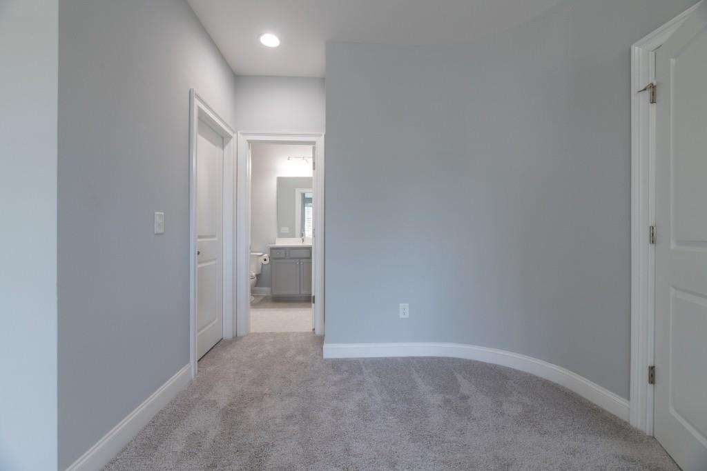 Gorgeous curved wall in bedroom on 2ND FLR