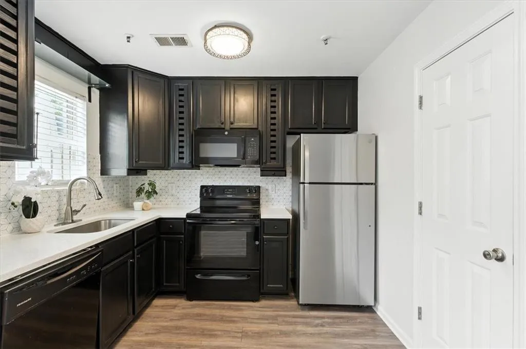 235 Winding River Drive Unit B, Atlanta, Georgia 30350, 2 Bedrooms Bedrooms, ,1 BathroomBathrooms,Residential,For Sale,235 Winding River Drive Unit B,7642740