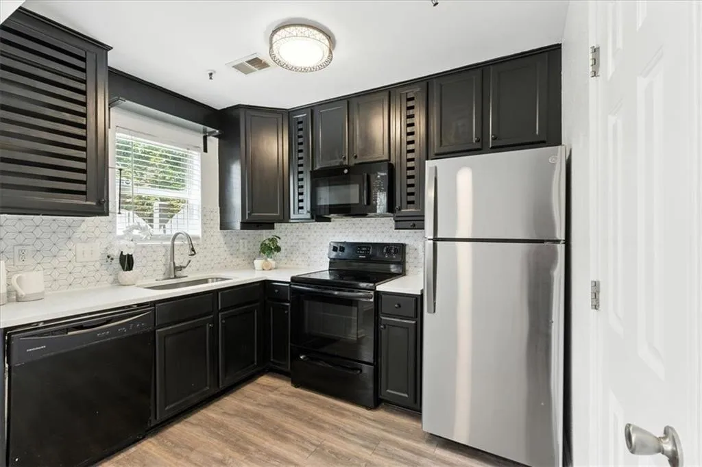 235 Winding River Drive Unit B, Atlanta, Georgia 30350, 2 Bedrooms Bedrooms, ,1 BathroomBathrooms,Residential,For Sale,235 Winding River Drive Unit B,7642740