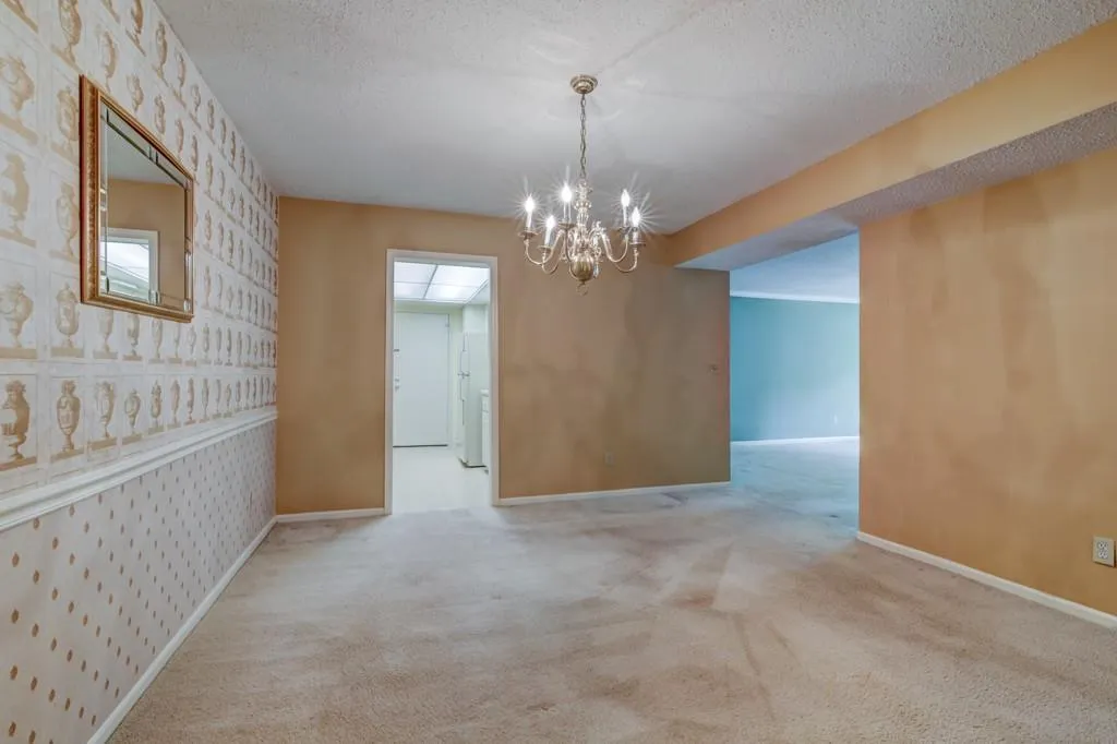 6851 Roswell Road Unit F17, Atlanta, Georgia 30328, 2 Bedrooms Bedrooms, ,2 BathroomsBathrooms,Residential,Sold,6851 Roswell Road Unit F17,5994644