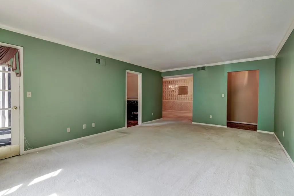 6851 Roswell Road Unit F17, Atlanta, Georgia 30328, 2 Bedrooms Bedrooms, ,2 BathroomsBathrooms,Residential,Sold,6851 Roswell Road Unit F17,5994644