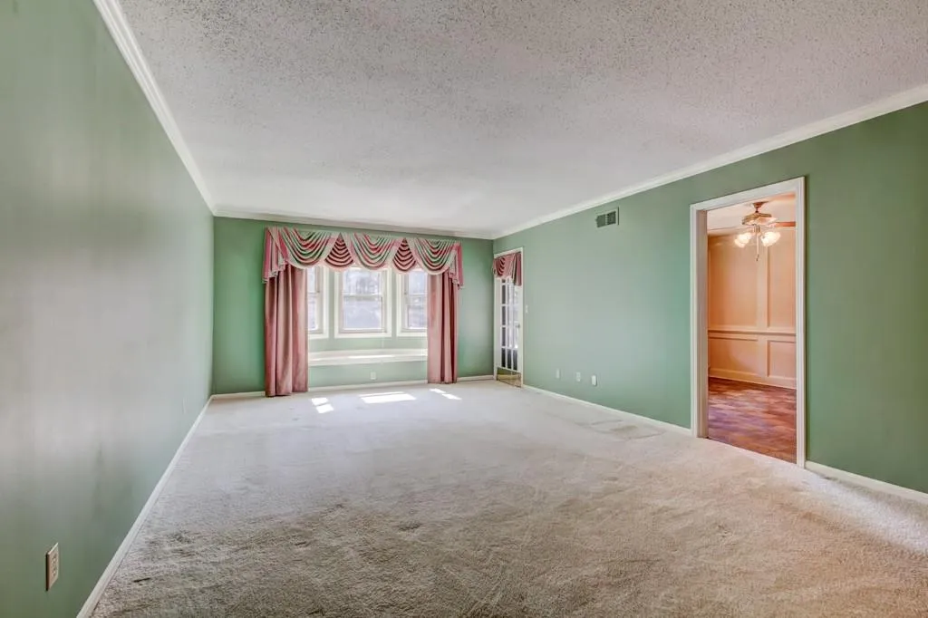 6851 Roswell Road Unit F17, Atlanta, Georgia 30328, 2 Bedrooms Bedrooms, ,2 BathroomsBathrooms,Residential,Sold,6851 Roswell Road Unit F17,5994644