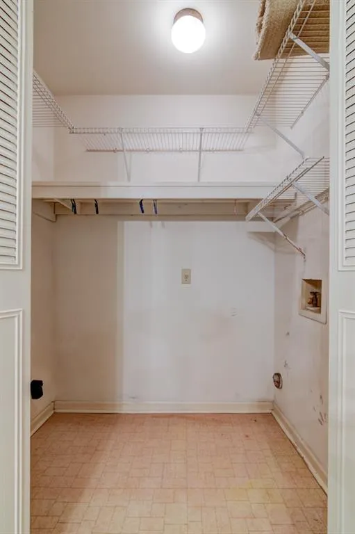 6851 Roswell Road Unit F17, Atlanta, Georgia 30328, 2 Bedrooms Bedrooms, ,2 BathroomsBathrooms,Residential,Sold,6851 Roswell Road Unit F17,5994644