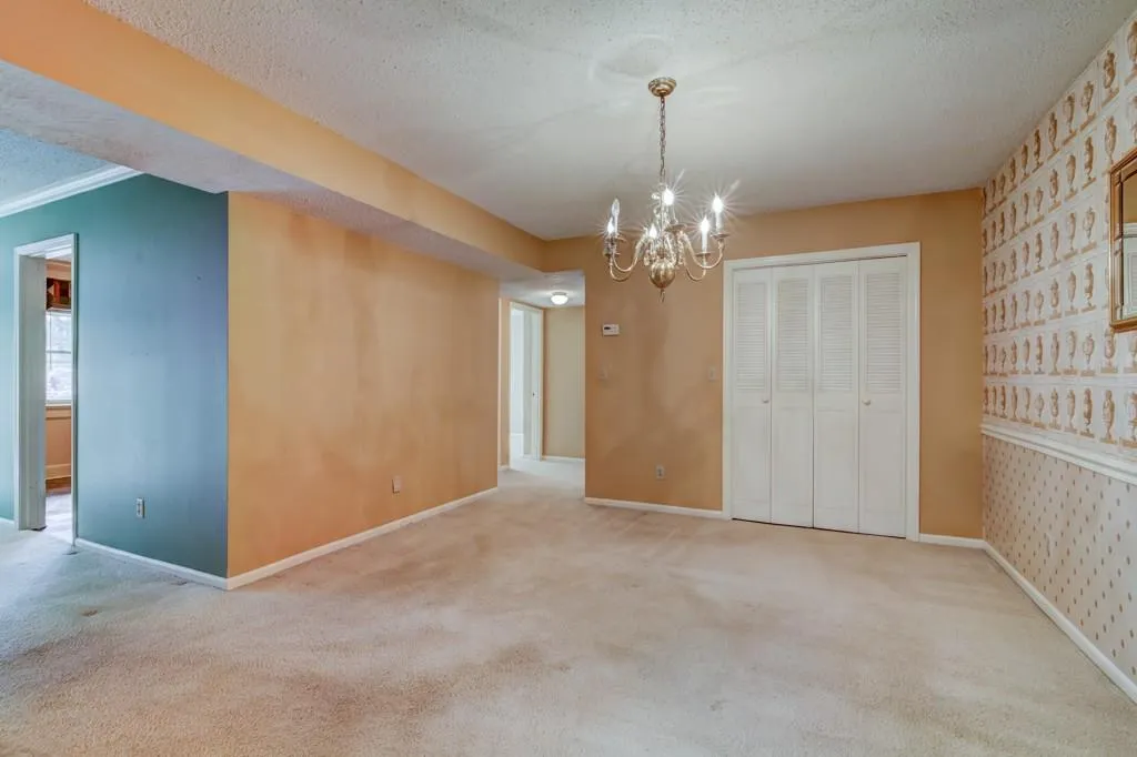 6851 Roswell Road Unit F17, Atlanta, Georgia 30328, 2 Bedrooms Bedrooms, ,2 BathroomsBathrooms,Residential,Sold,6851 Roswell Road Unit F17,5994644