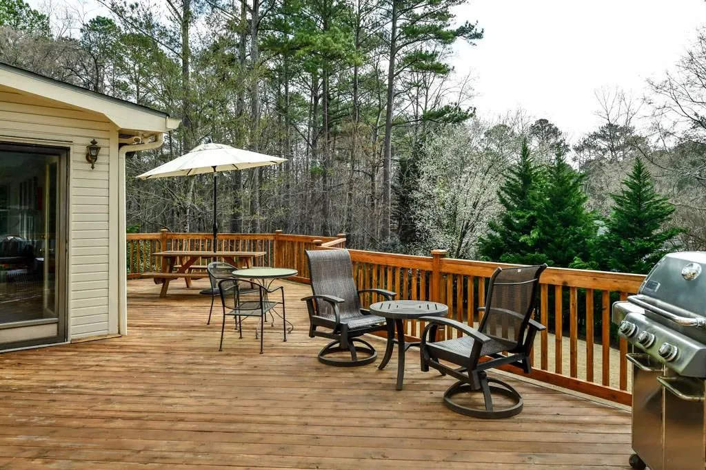 7645 Brigham Drive, Sandy Springs, Georgia 30350, 5 Bedrooms Bedrooms, ,4 BathroomsBathrooms,Residential,Sold,7645 Brigham Drive,5971101