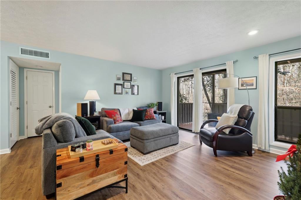 1310 Woodcliff Drive, Sandy Springs, Georgia 30350, 1 Bedroom Bedrooms, ,1 BathroomBathrooms,Residential,Sold,1310 Woodcliff Drive,7316369