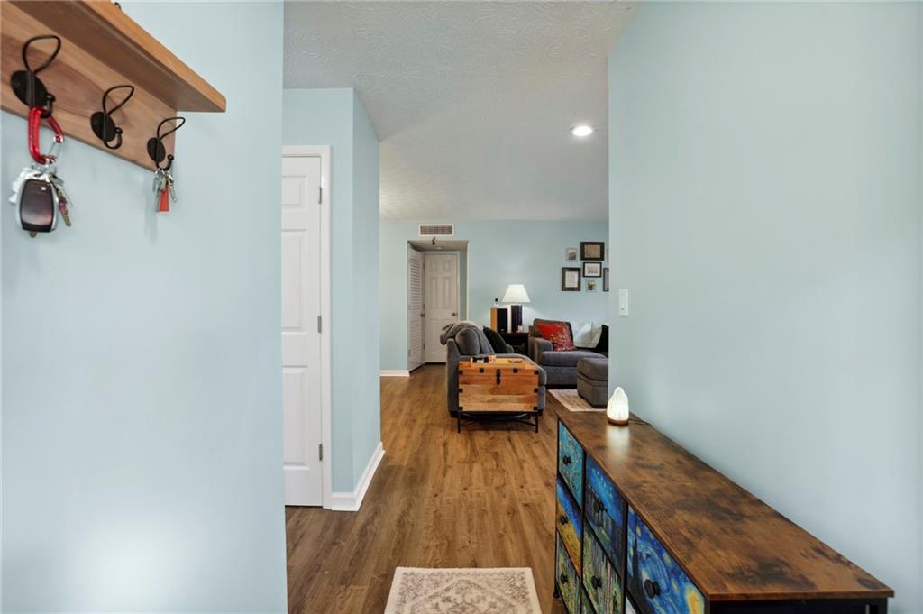 1310 Woodcliff Drive, Sandy Springs, Georgia 30350, 1 Bedroom Bedrooms, ,1 BathroomBathrooms,Residential,Sold,1310 Woodcliff Drive,7316369