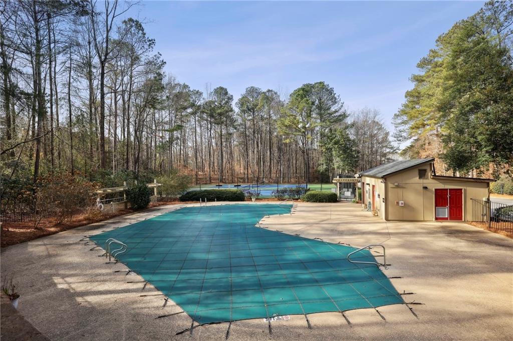 1310 Woodcliff Drive, Sandy Springs, Georgia 30350, 1 Bedroom Bedrooms, ,1 BathroomBathrooms,Residential,Sold,1310 Woodcliff Drive,7316369