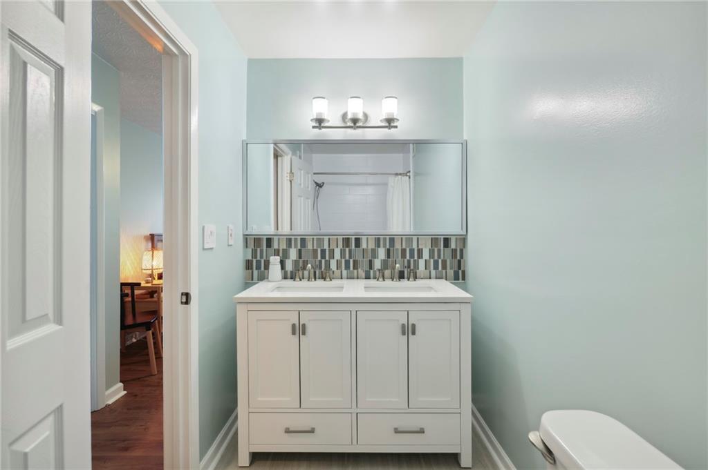 1310 Woodcliff Drive, Sandy Springs, Georgia 30350, 1 Bedroom Bedrooms, ,1 BathroomBathrooms,Residential,Sold,1310 Woodcliff Drive,7316369