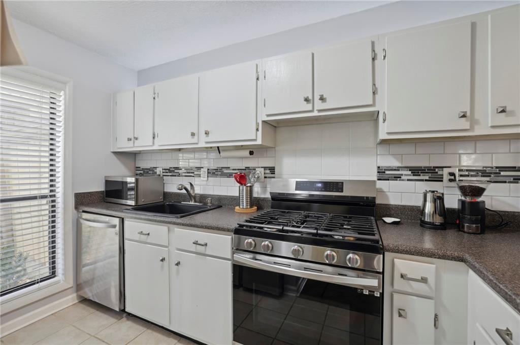 1310 Woodcliff Drive, Sandy Springs, Georgia 30350, 1 Bedroom Bedrooms, ,1 BathroomBathrooms,Residential,Sold,1310 Woodcliff Drive,7316369