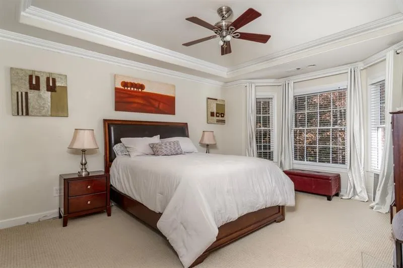 6375 Glenridge Drive Ne Unit 300, Sandy Springs, Georgia 30328, 4 Bedrooms Bedrooms, ,4 BathroomsBathrooms,Residential,Sold,6375 Glenridge Drive Ne Unit 300,6651465