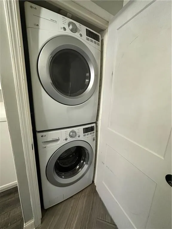 5569 Kingport Drive, Atlanta, Georgia 30342, 2 Bedrooms Bedrooms, ,1 BathroomBathrooms,Residential,Sold,5569 Kingport Drive,7269951