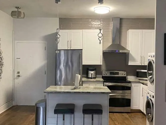 3060 Pharr Court North Nw Unit 306, Atlanta, Georgia 30305, 1 Bedroom Bedrooms, ,1 BathroomBathrooms,Residential,For Sale,3060 Pharr Court North Nw Unit 306,7541730