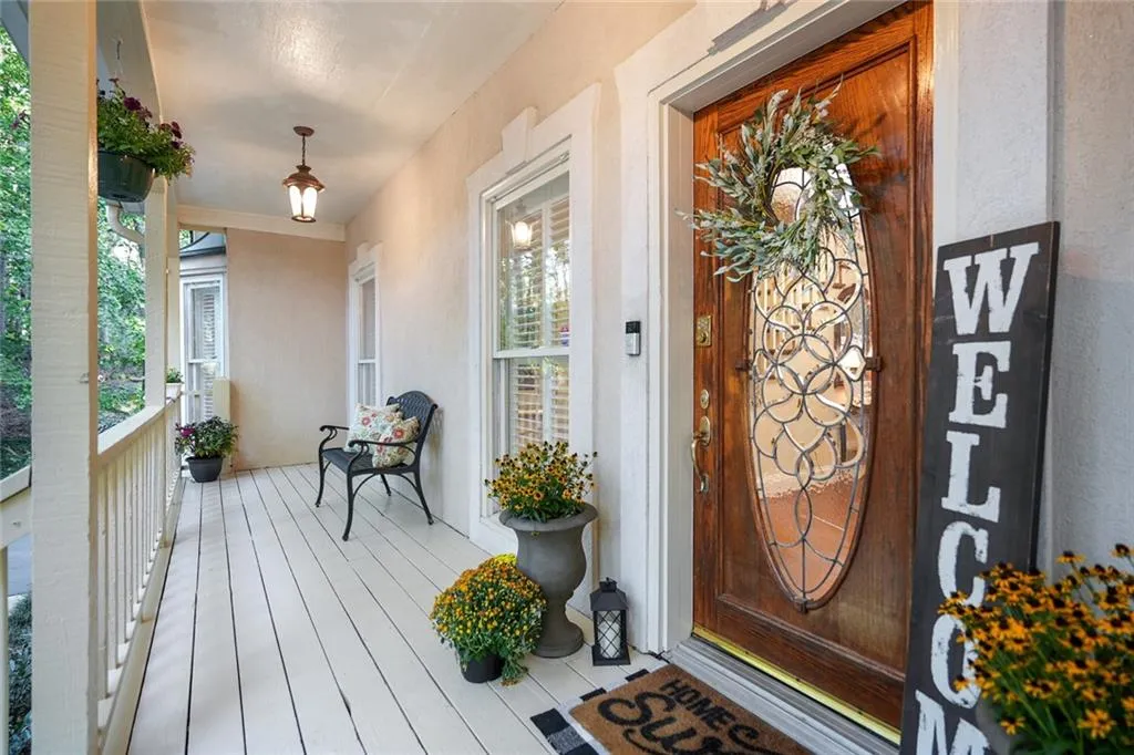 2850 Spalding Drive, Sandy Springs, Georgia 30350, 4 Bedrooms Bedrooms, ,4 BathroomsBathrooms,Residential,Sold,2850 Spalding Drive,6947855