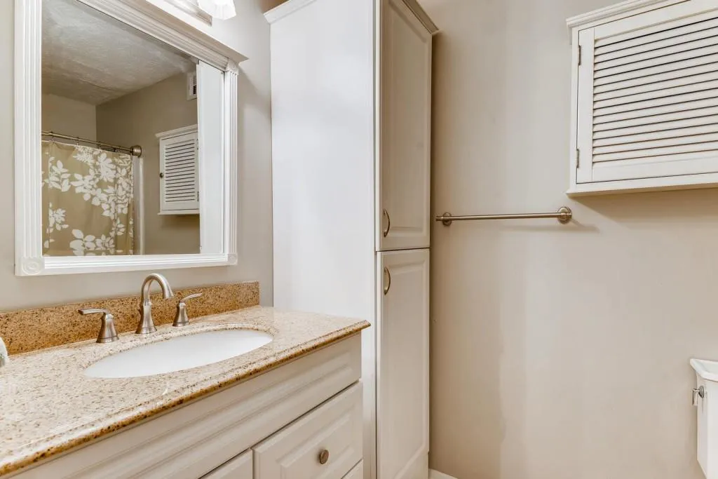 1308 Woodcliff Drive Unit 1308, Sandy Springs, Georgia 30350, 1 Bedroom Bedrooms, ,1 BathroomBathrooms,Residential,Sold,1308 Woodcliff Drive Unit 1308,6801985