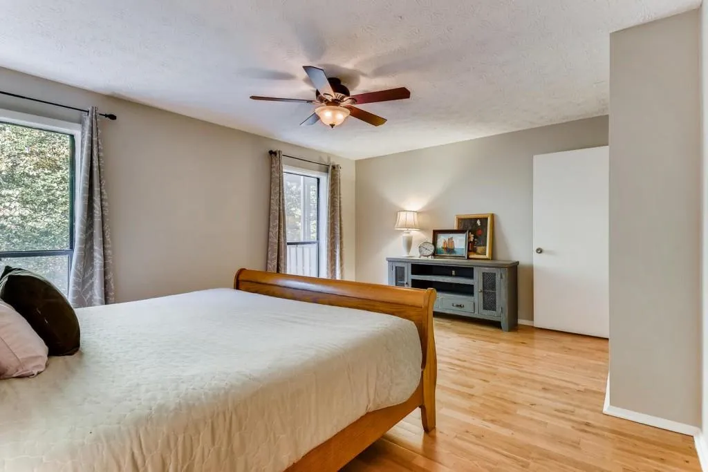 1308 Woodcliff Drive Unit 1308, Sandy Springs, Georgia 30350, 1 Bedroom Bedrooms, ,1 BathroomBathrooms,Residential,Sold,1308 Woodcliff Drive Unit 1308,6801985