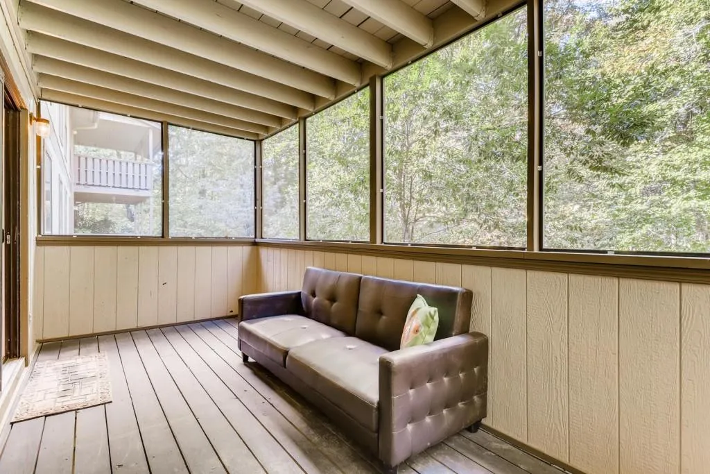 1308 Woodcliff Drive Unit 1308, Sandy Springs, Georgia 30350, 1 Bedroom Bedrooms, ,1 BathroomBathrooms,Residential,Sold,1308 Woodcliff Drive Unit 1308,6801985