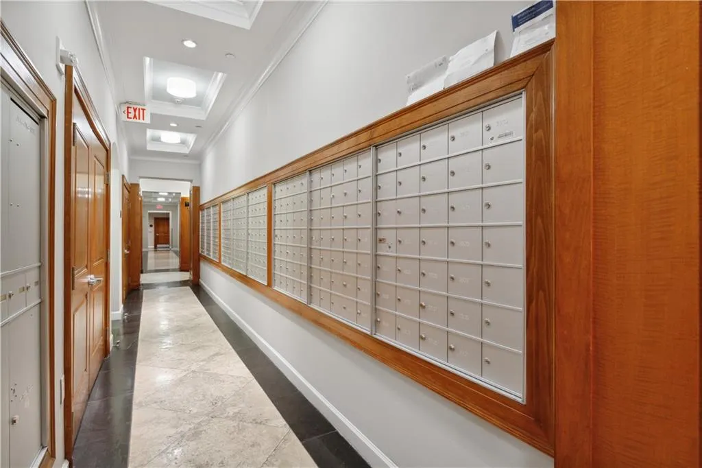 3445 Stratford Road Ne Unit 2105, Atlanta, Georgia 30326, 1 Bedroom Bedrooms, ,1 BathroomBathrooms,Residential,Sold,3445 Stratford Road Ne Unit 2105,7066465