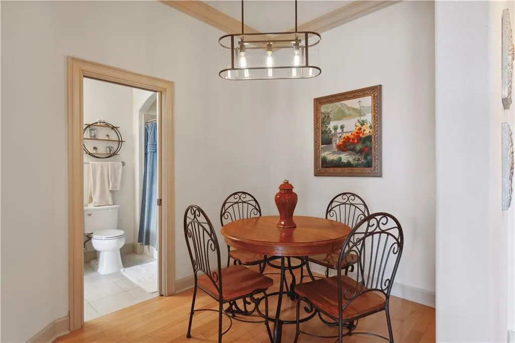 3445 Stratford Road Ne Unit 2105, Atlanta, Georgia 30326, 1 Bedroom Bedrooms, ,1 BathroomBathrooms,Residential,Sold,3445 Stratford Road Ne Unit 2105,7066465