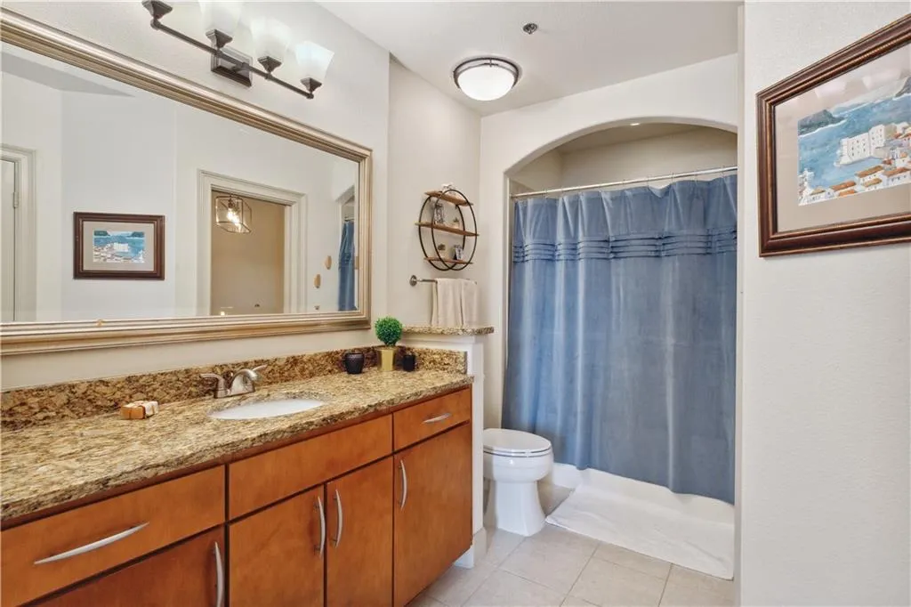 3445 Stratford Road Ne Unit 2105, Atlanta, Georgia 30326, 1 Bedroom Bedrooms, ,1 BathroomBathrooms,Residential,Sold,3445 Stratford Road Ne Unit 2105,7066465