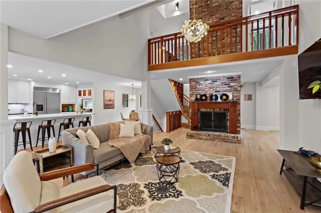 1890 Spalding Drive, Atlanta, Georgia 30350, 5 Bedrooms Bedrooms, ,3 BathroomsBathrooms,Residential,For Sale,1890 Spalding Drive,7619822