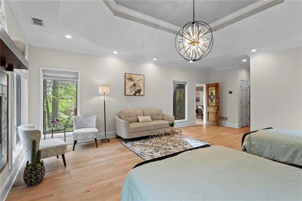 1890 Spalding Drive, Atlanta, Georgia 30350, 5 Bedrooms Bedrooms, ,3 BathroomsBathrooms,Residential,For Sale,1890 Spalding Drive,7619822