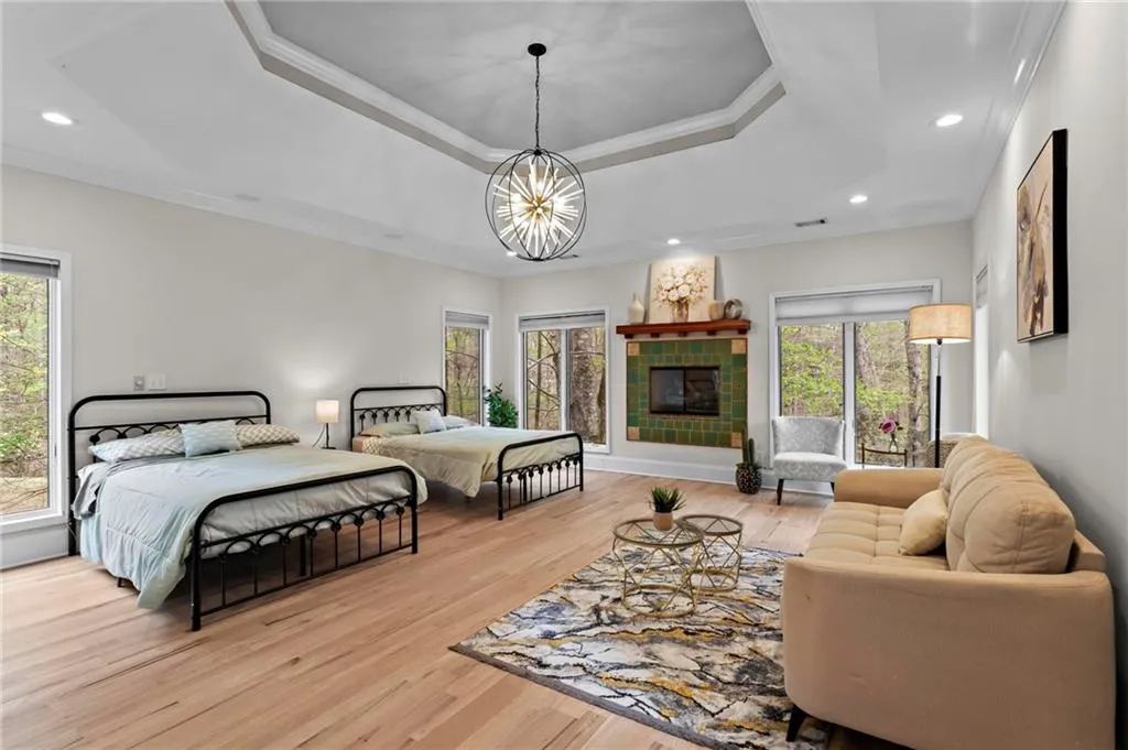 1890 Spalding Drive, Atlanta, Georgia 30350, 5 Bedrooms Bedrooms, ,3 BathroomsBathrooms,Residential,For Sale,1890 Spalding Drive,7619822