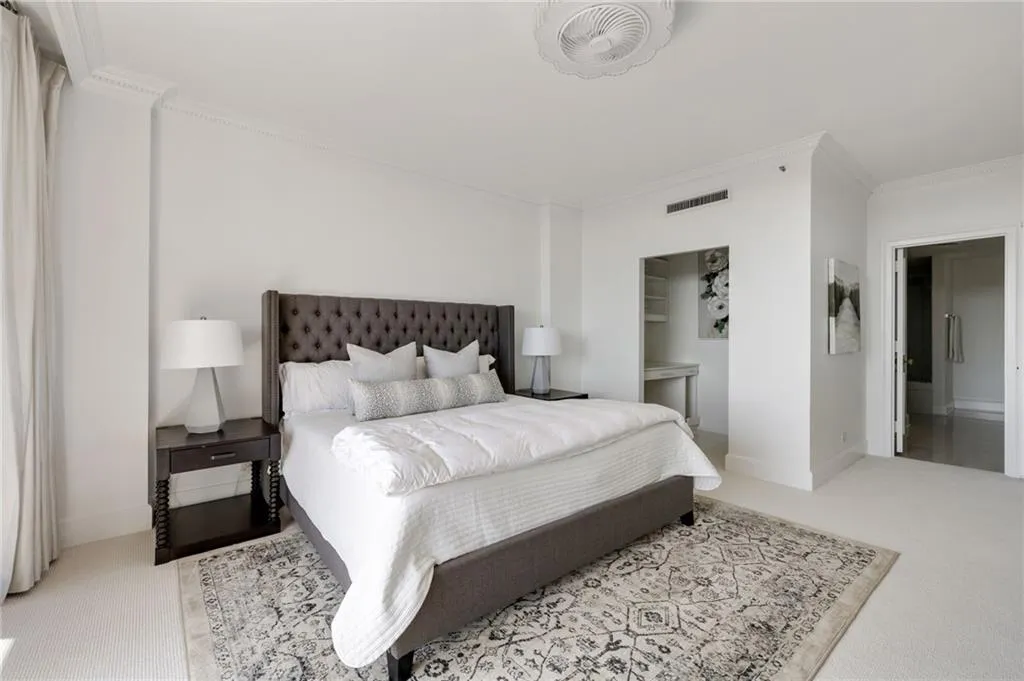 2660 Peachtree Road Nw Unit 25h, Atlanta, Georgia 30305, 2 Bedrooms Bedrooms, ,2 BathroomsBathrooms,Residential,For Sale,2660 Peachtree Road Nw Unit 25h,7518551