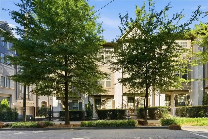 633 Broadview Place, Atlanta, Georgia 30324