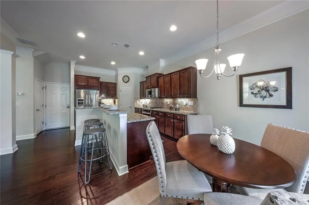 821 Northam Lane, Sandy Springs, Georgia 30342, 3 Bedrooms Bedrooms, ,3 BathroomsBathrooms,Residential,Sold,821 Northam Lane,6041446