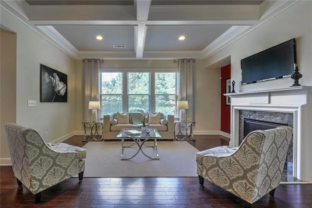 821 Northam Lane, Sandy Springs, Georgia 30342, 3 Bedrooms Bedrooms, ,3 BathroomsBathrooms,Residential,Sold,821 Northam Lane,6041446