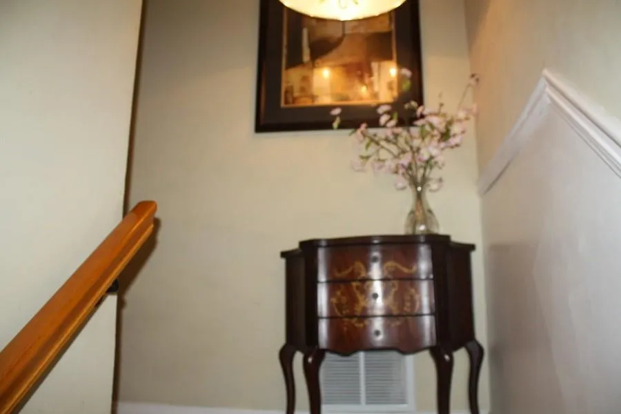 6980 Roswell Road Unit H1, Atlanta, Georgia 30328, 3 Bedrooms Bedrooms, ,2 BathroomsBathrooms,Residential,Sold,6980 Roswell Road Unit H1,5696079