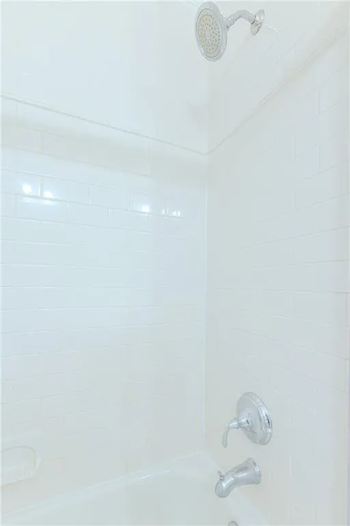 7680 Jett Ferry Road, Atlanta, Georgia 30350, 4 Bedrooms Bedrooms, ,3 BathroomsBathrooms,Residential,For Sale,7680 Jett Ferry Road,7669141