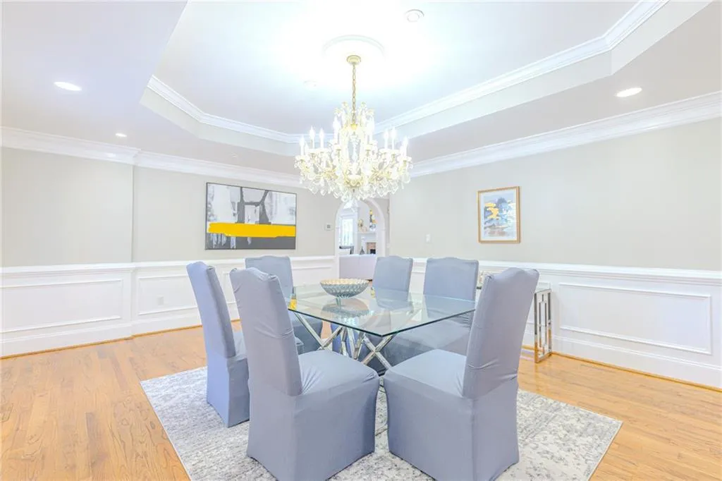 7680 Jett Ferry Road, Atlanta, Georgia 30350, 5 Bedrooms Bedrooms, ,3 BathroomsBathrooms,Residential,For Sale,7680 Jett Ferry Road,7669141