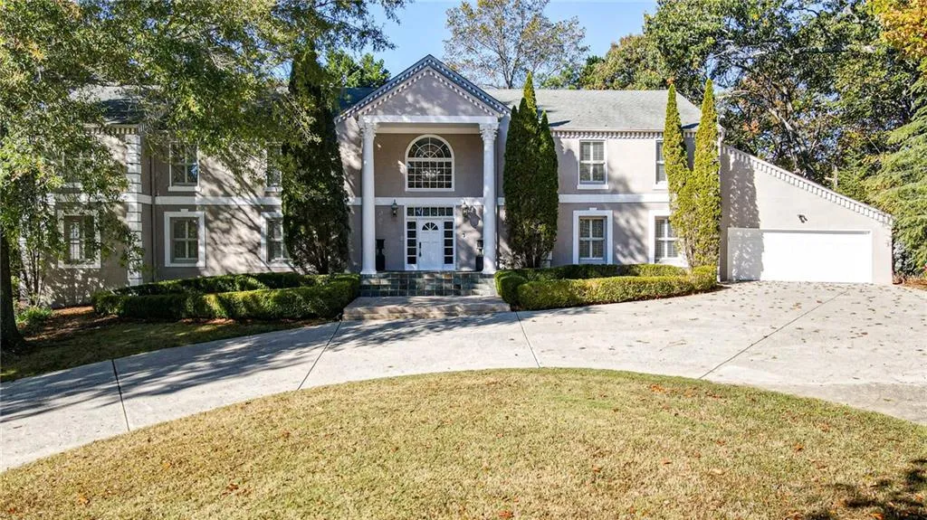 7680 Jett Ferry Road, Atlanta, Georgia 30350, 5 Bedrooms Bedrooms, ,3 BathroomsBathrooms,Residential,For Sale,7680 Jett Ferry Road,7669141