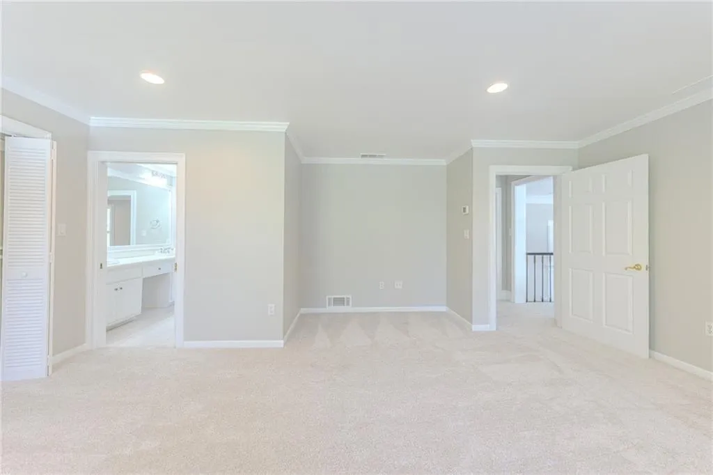 7680 Jett Ferry Road, Atlanta, Georgia 30350, 4 Bedrooms Bedrooms, ,3 BathroomsBathrooms,Residential,For Sale,7680 Jett Ferry Road,7669141