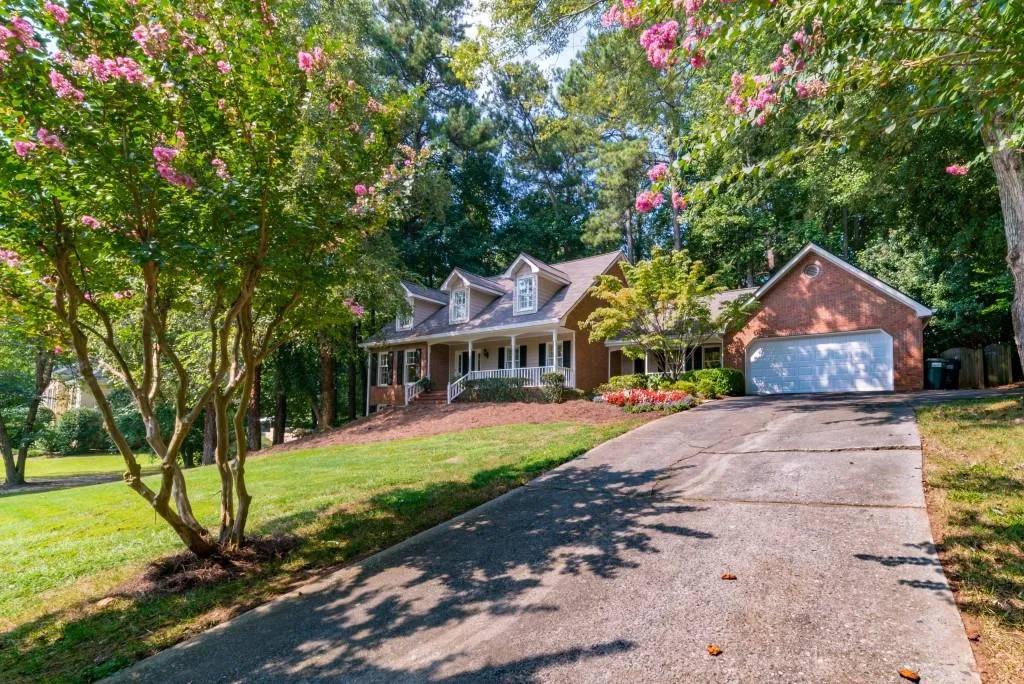 6985 Northgreen Drive Ne, Atlanta, Georgia 30328, 4 Bedrooms Bedrooms, ,4 BathroomsBathrooms,Residential,Sold,6985 Northgreen Drive Ne,5904450