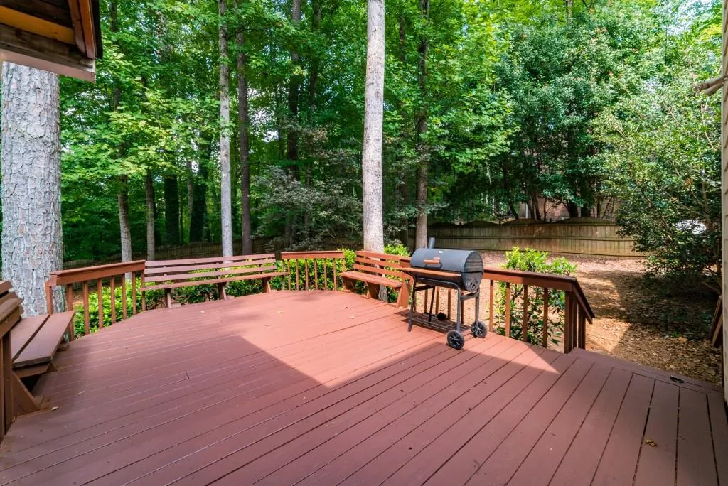 6985 Northgreen Drive Ne, Atlanta, Georgia 30328, 4 Bedrooms Bedrooms, ,4 BathroomsBathrooms,Residential,Sold,6985 Northgreen Drive Ne,5904450