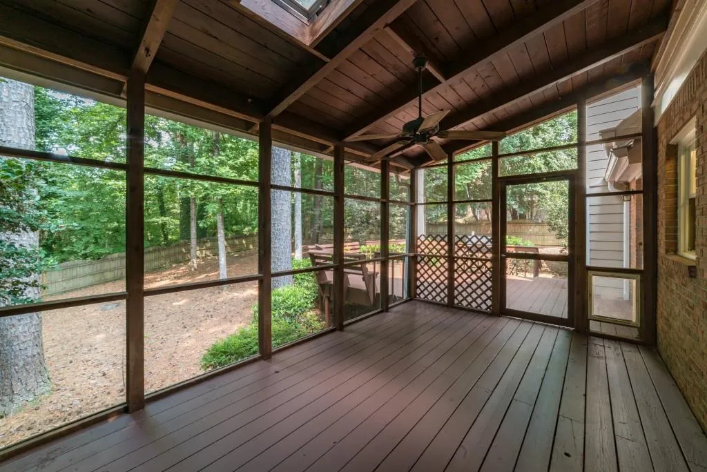 6985 Northgreen Drive Ne, Atlanta, Georgia 30328, 4 Bedrooms Bedrooms, ,4 BathroomsBathrooms,Residential,Sold,6985 Northgreen Drive Ne,5904450