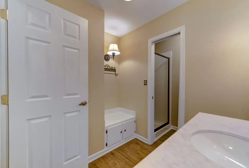 6985 Northgreen Drive Ne, Atlanta, Georgia 30328, 4 Bedrooms Bedrooms, ,4 BathroomsBathrooms,Residential,Sold,6985 Northgreen Drive Ne,5904450